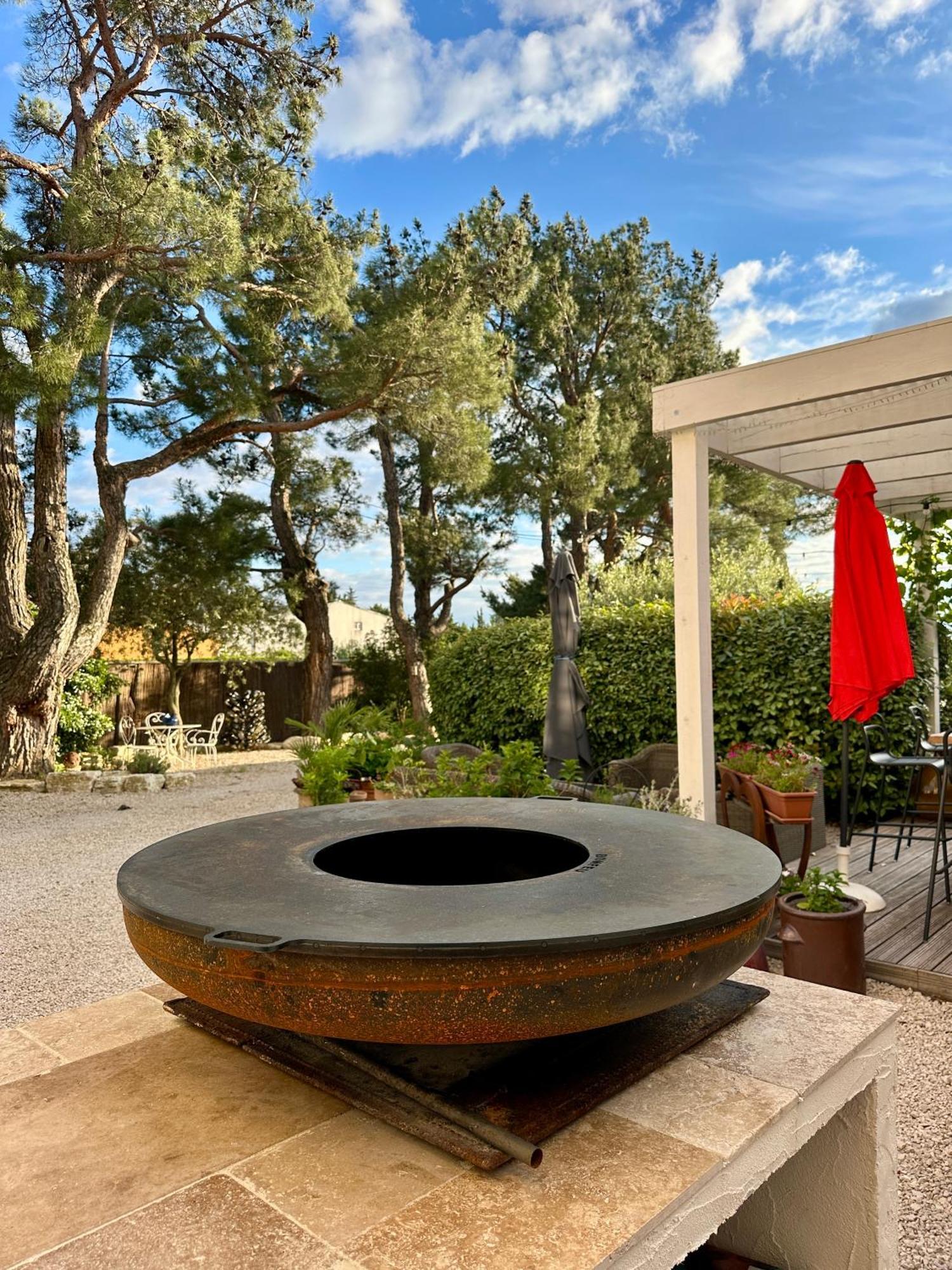 Le Clos Vitis Violès Exterior foto