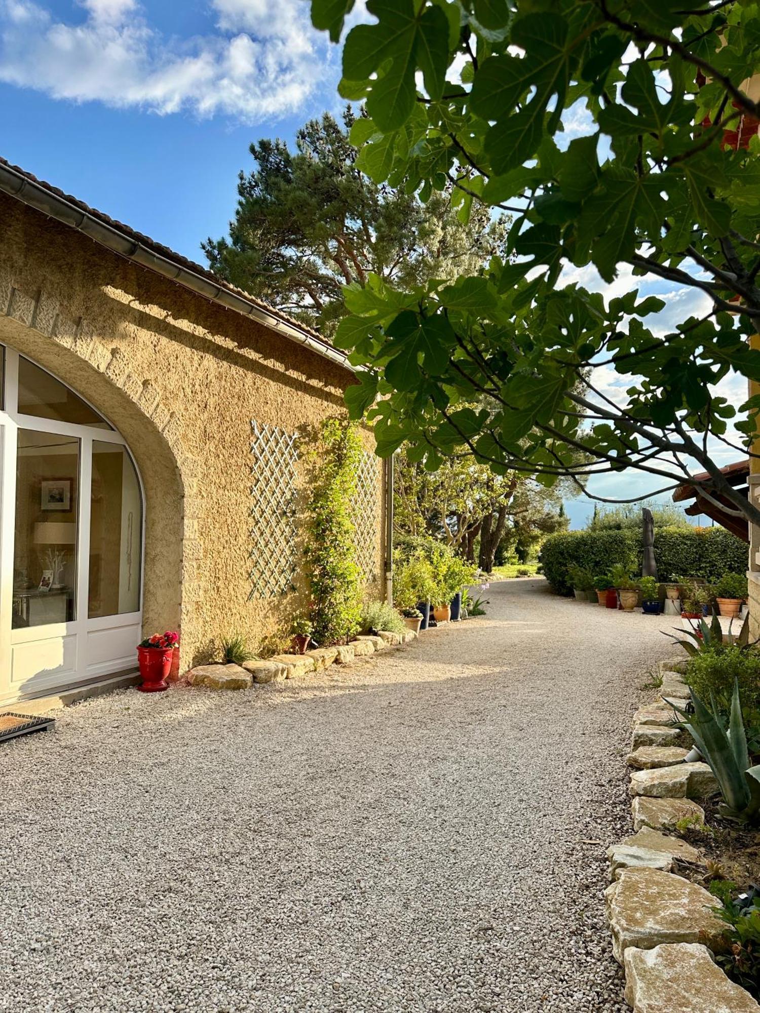 Le Clos Vitis Violès Exterior foto
